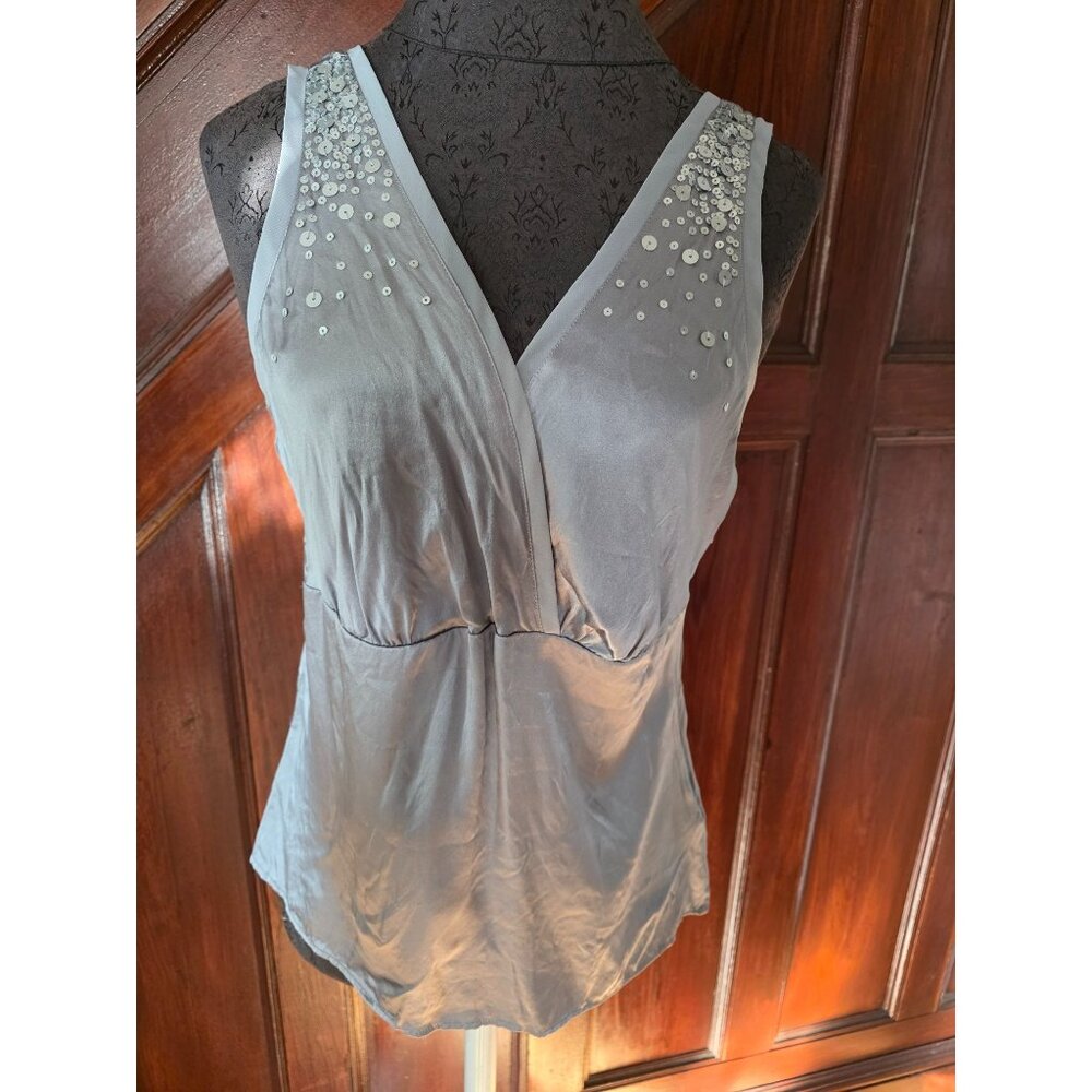 New York Company Silk V-Neck Sequin Embellished Silver Sleeveless Top Size 8
